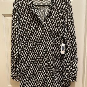 Old Navy Black and White Women's Top
